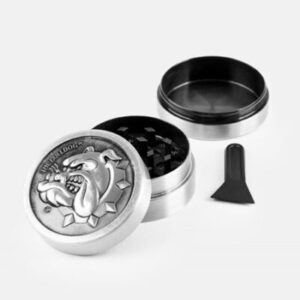 100027 The Bulldog – 3-Part Metal Grinder Silver (display 12x)