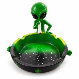 32431-92 Galaxy Dream Alien Resin Ashtray